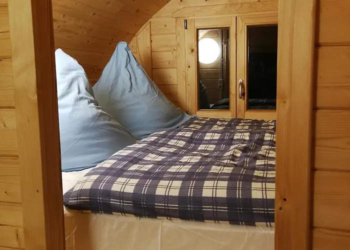 营地 Peenehof Koeppen - Schlaffaesser Hannah Oder Jette