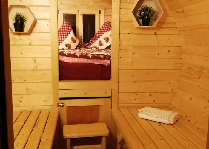 Peenehof Koeppen - Schlaffaesser Hannah Oder Jette * Jordenstorf