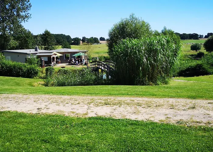 营地 Peenehof Koeppen - Schlaffaesser Hannah Oder Jette Jordenstorf