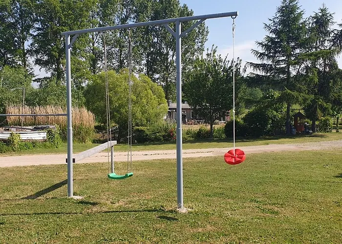 Peenehof Koeppen - Schlaffaesser Hannah Oder Jette 营地 *